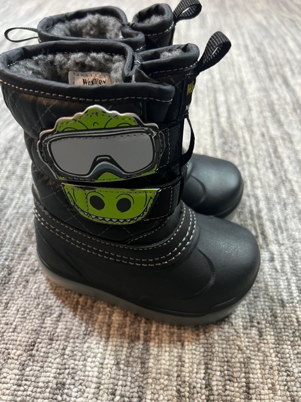 Western Chief Toddler Boys' Denali Lighted Faux Fur Dinosaur Winter Boots Size 7